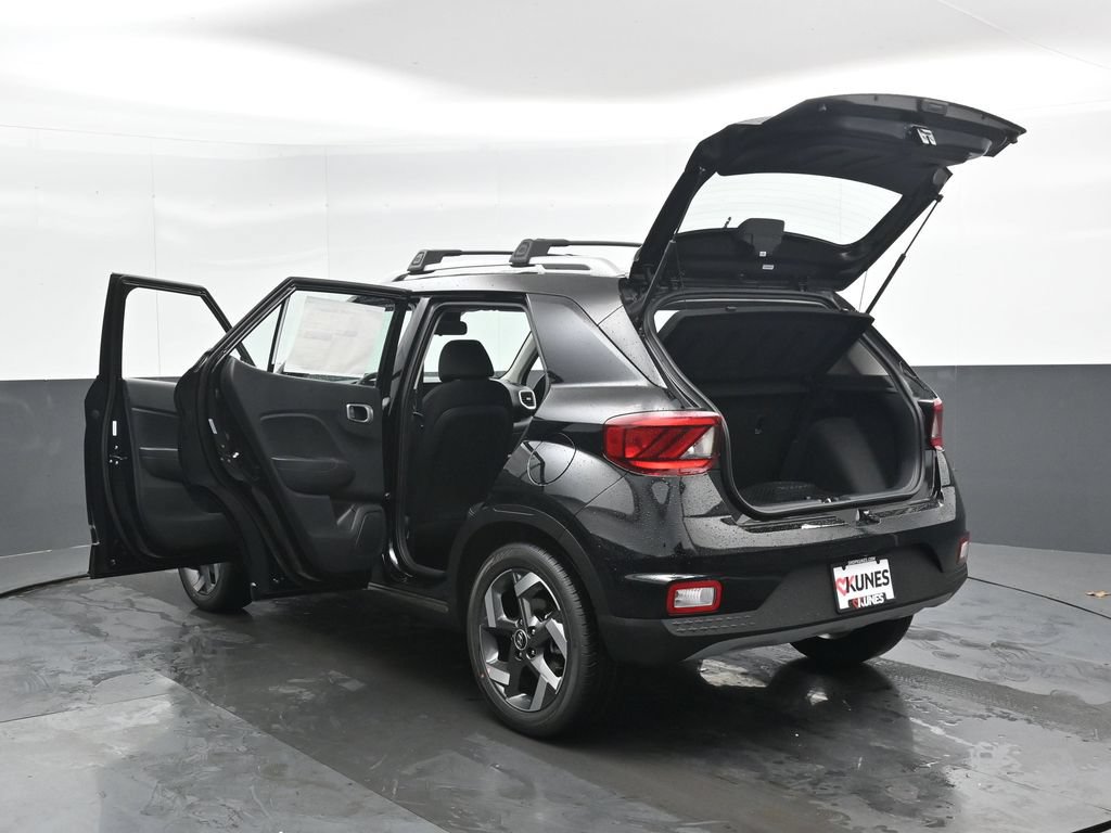 New 2026 Hyundai Venue SEL FWD image 52