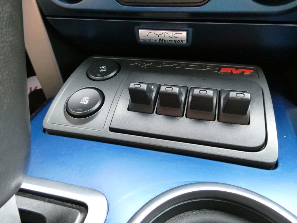 Used 2014 Ford F150 Raptor w/ Equipment Group 801A Luxury image 28