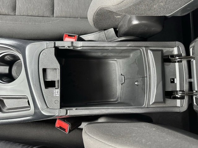 Used 2023 Dodge Durango SXT image 31