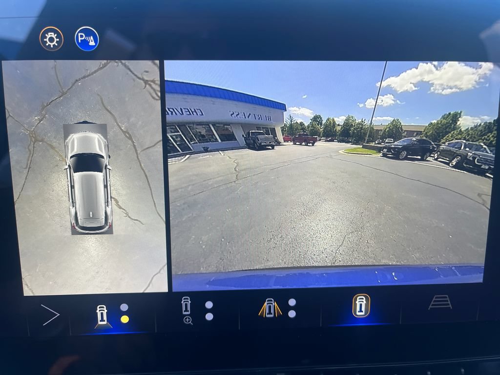 New 2026 Chevrolet Equinox RS w/ Convenience Package III AWD/4WD image 23