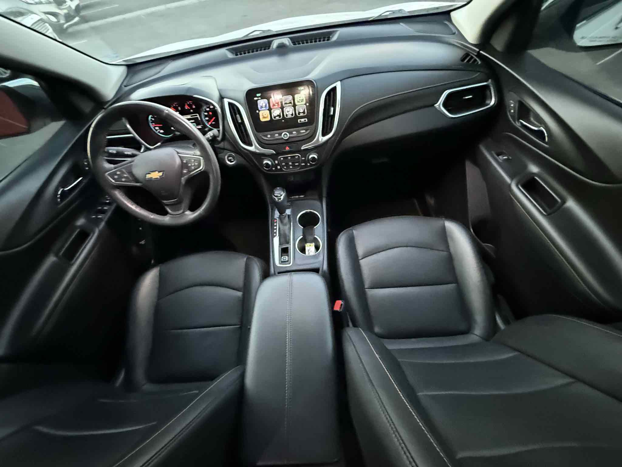 Used 2018 Chevrolet Equinox Premier FWD image 10
