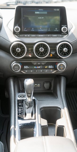 Certified 2024 Nissan Sentra SV w/ All-Weather Package FWD image 16