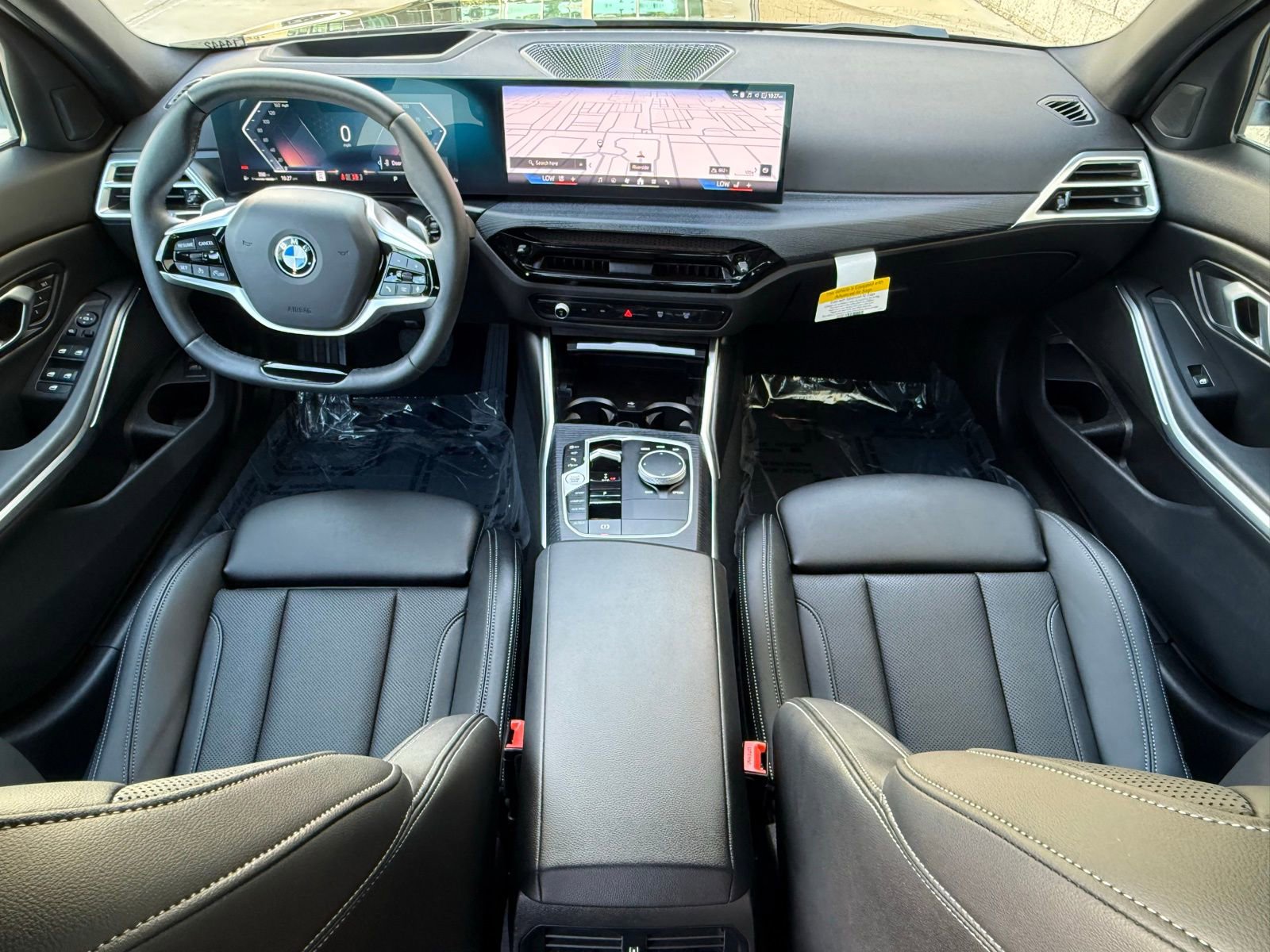 Used 2025 BMW 330i Sedan w/ Premium Package image 30