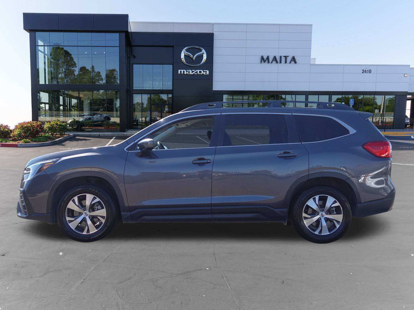 Used 2025 Subaru Ascent Premium AWD/4WD image 6