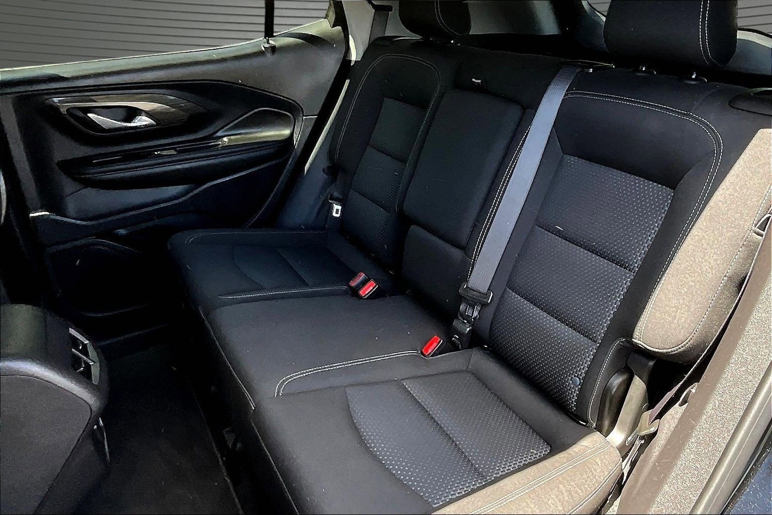 Used 2024 GMC Terrain SLE w/ Driver Convenience Package AWD/4WD image 14
