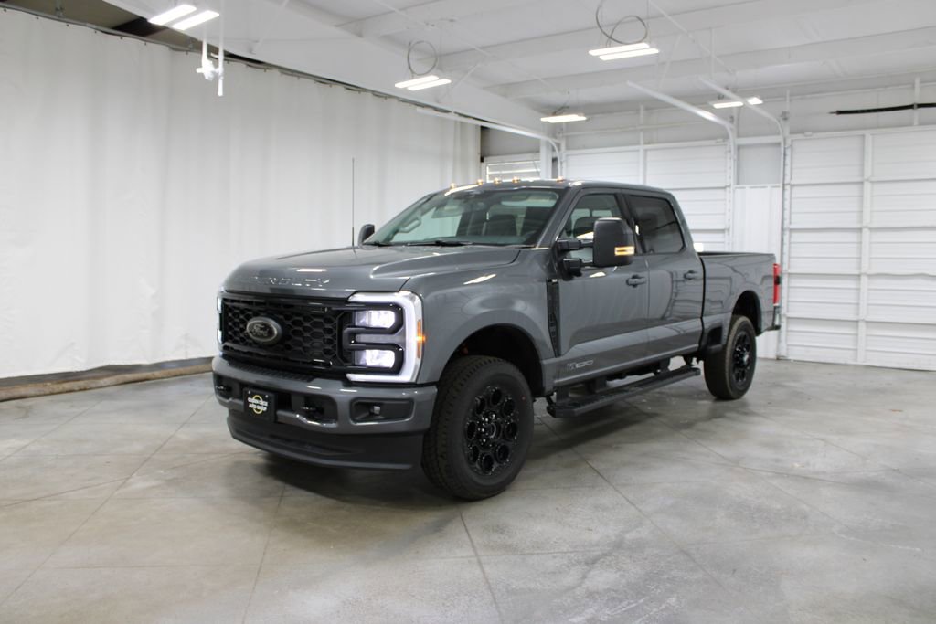 New 2026 Ford F250 XLT w/ XLT Premium Package image 3