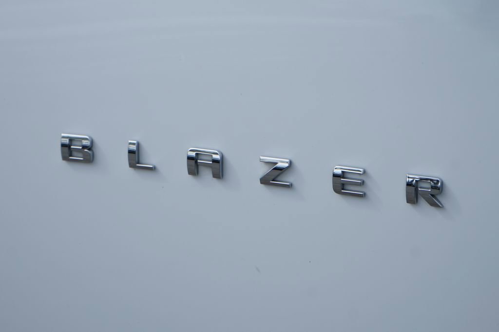 Used 2019 Chevrolet Blazer LT image 47