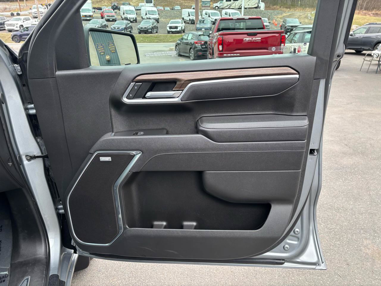 Used 2025 Chevrolet Silverado 1500 RST w/ Convenience Package II AWD/4WD image 19
