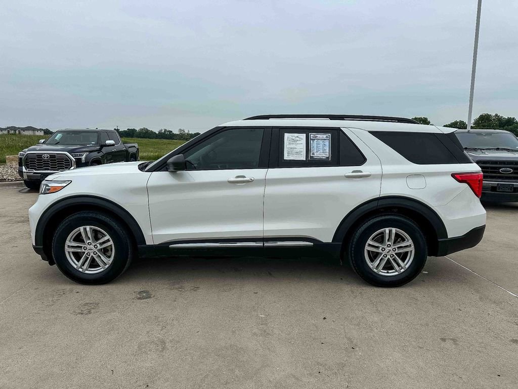 Used 2022 Ford Explorer XLT RWD image 6