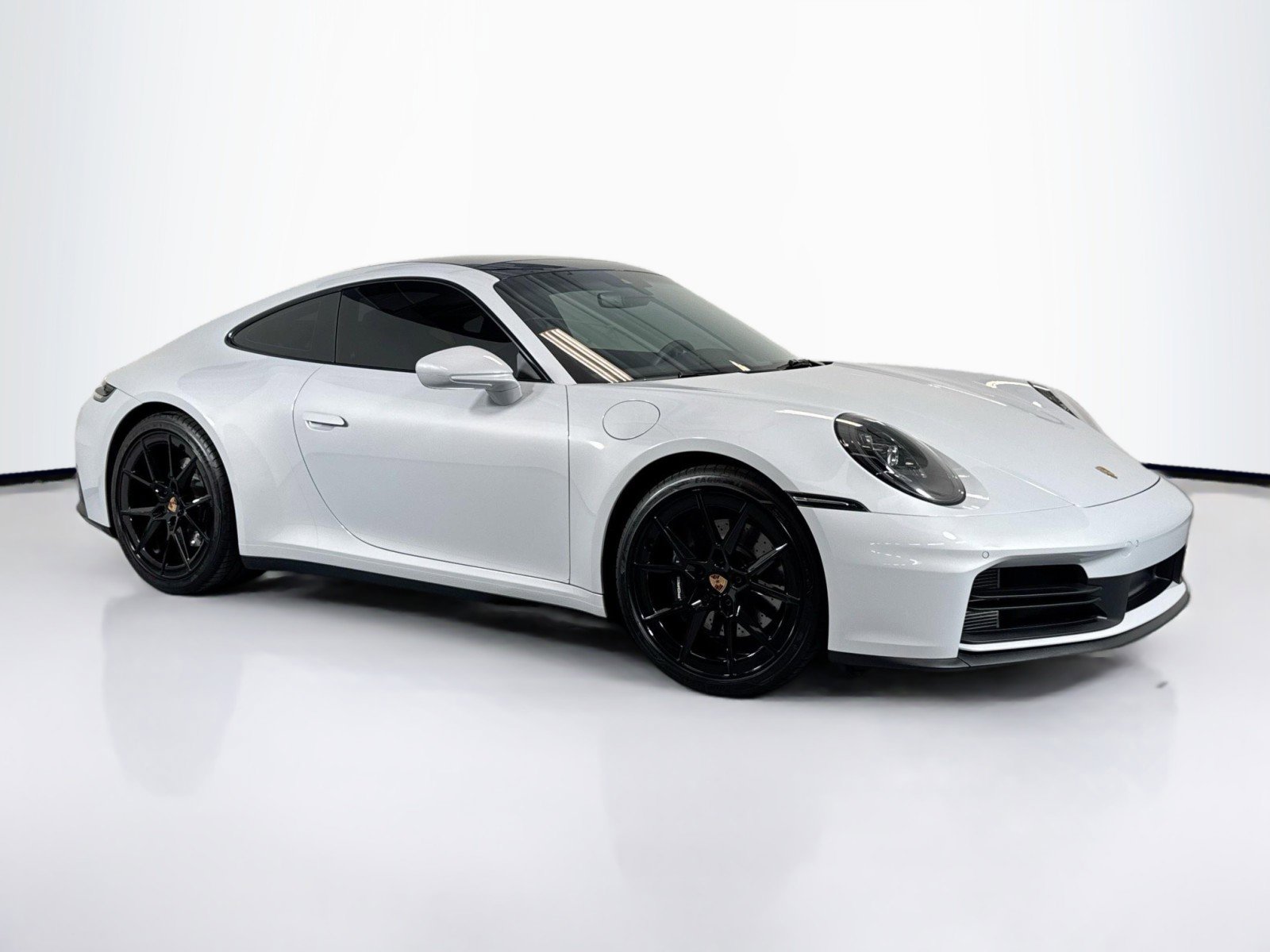 Used 2025 Porsche 911 Carrera image 7