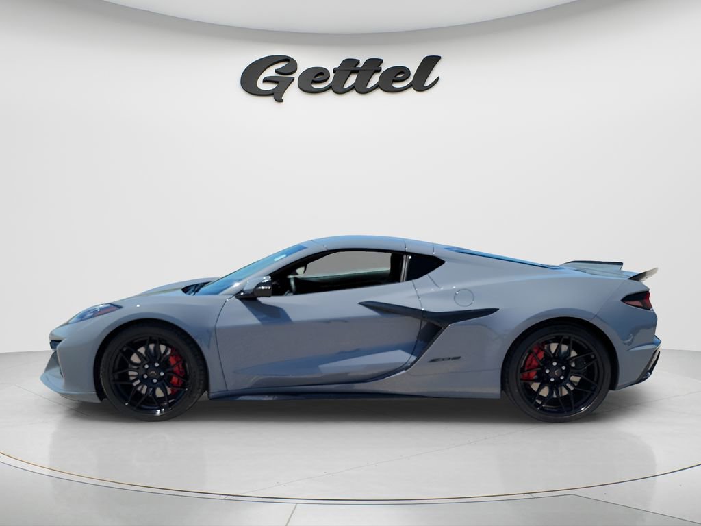 Used 2025 Chevrolet Corvette Z06 image 7