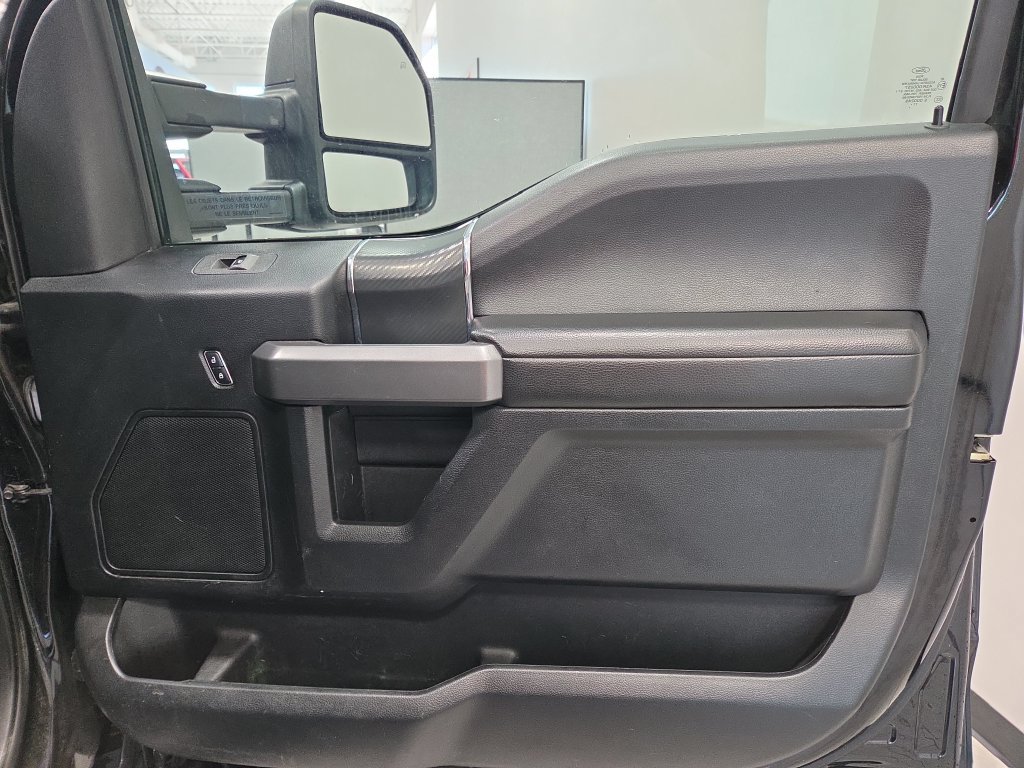 Used 2018 Ford F150 XLT w/ Equipment Group 301A Mid AWD/4WD image 16
