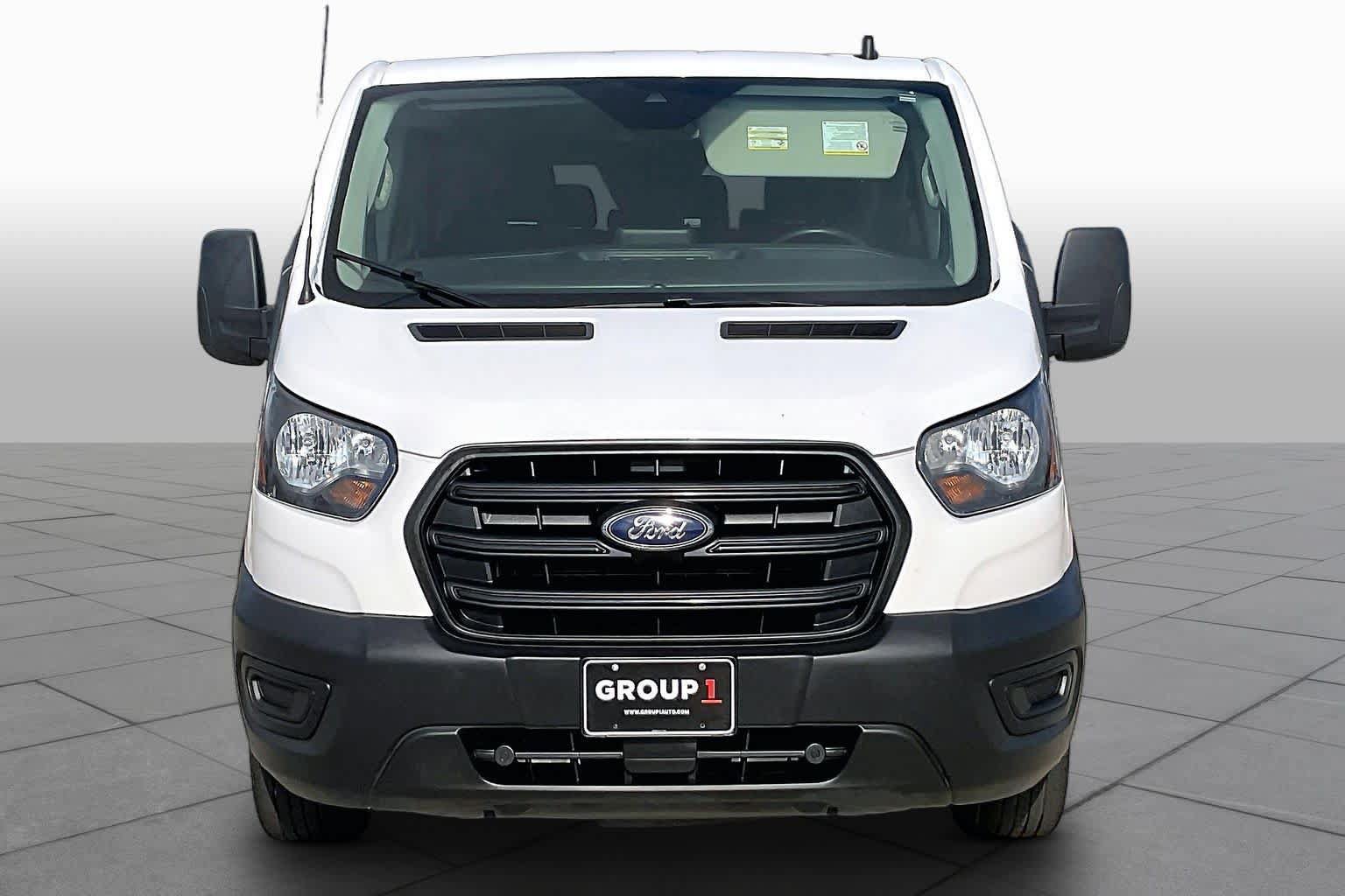 Used 2020 Ford Transit 150 XL RWD image 4