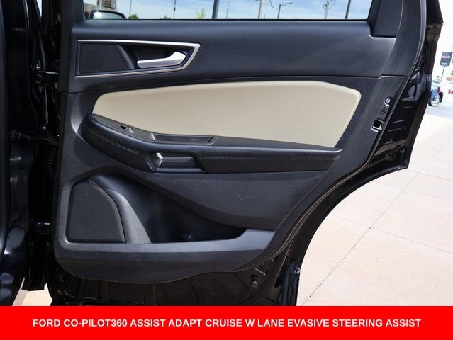 Used 2022 Ford Edge SEL AWD/4WD image 13