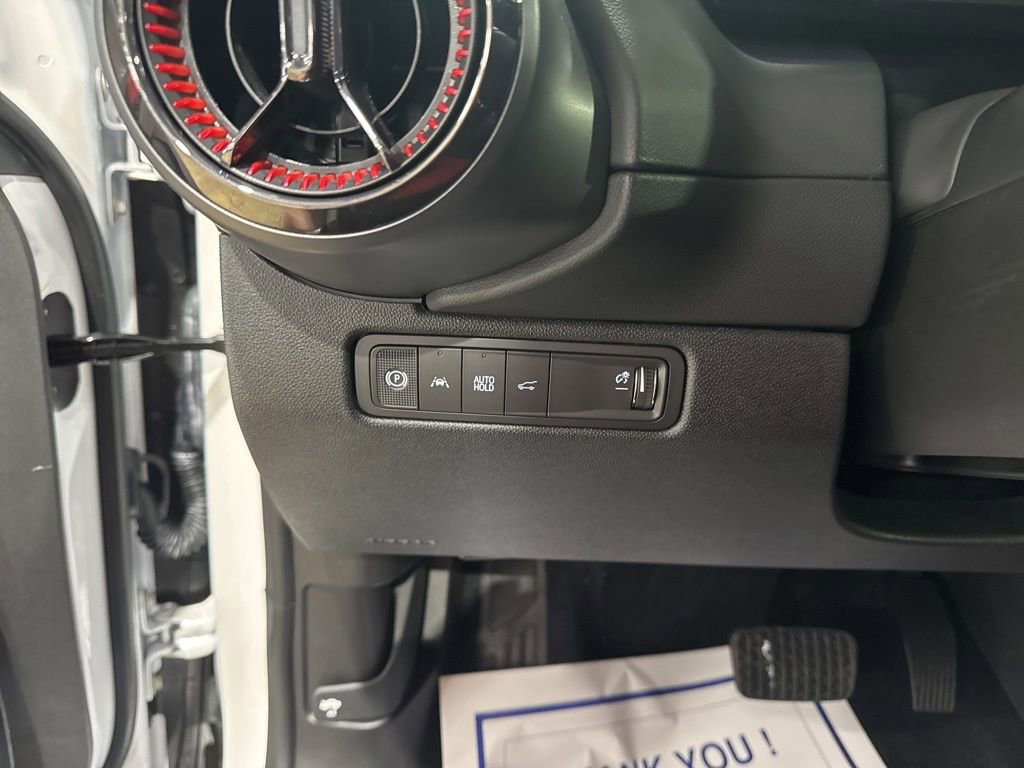 New 2025 Chevrolet Equinox EV RS w/ Convenience Package II FWD image 18