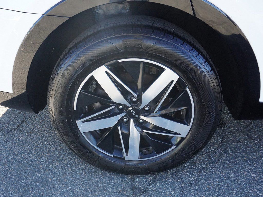 Used 2022 Kia Sorento S w/ Panoramic Sunroof Package image 25
