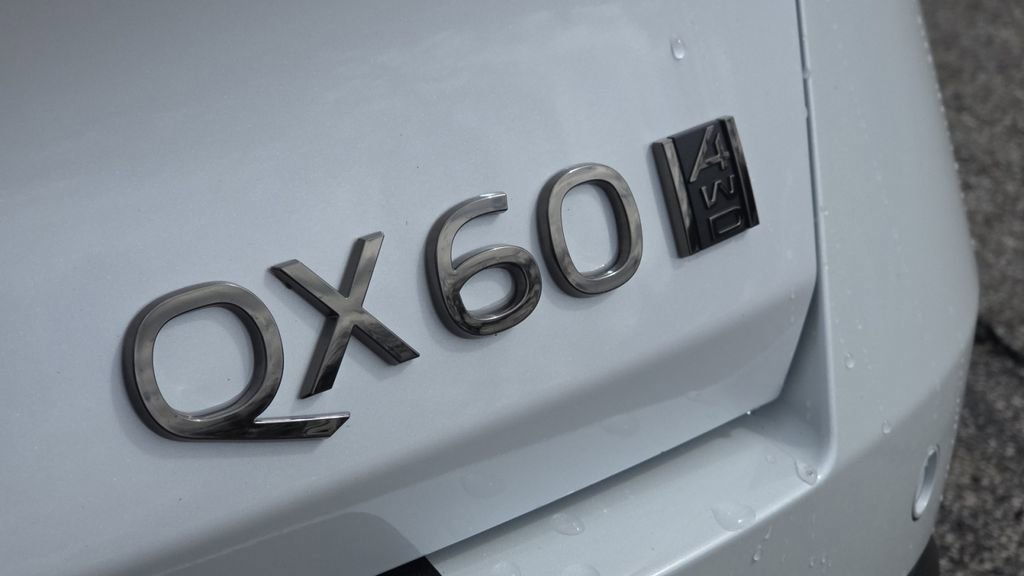 New 2026 INFINITI QX60 Autograph w/ Dark Cargo Package image 8