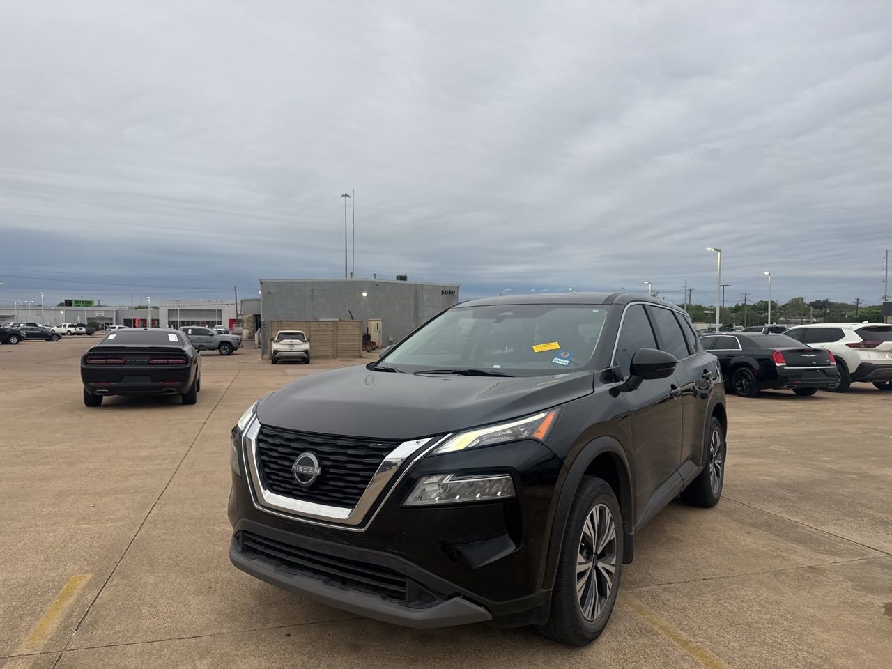 Certified 2022 Nissan Rogue SV image 6
