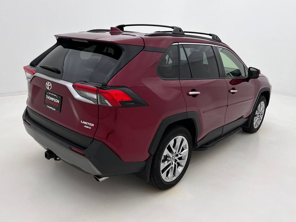 Used 2021 Toyota RAV4 Limited AWD/4WD image 7