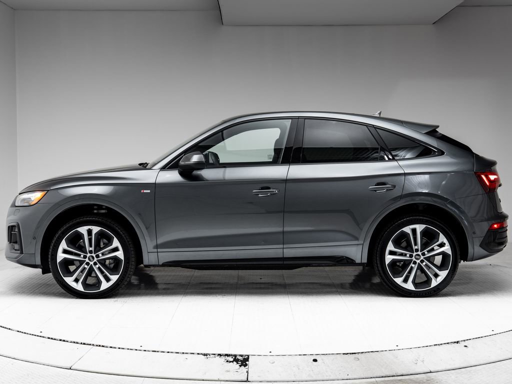 Certified 2022 Audi Q5 2.0T Prestige w/ Prestige Package AWD/4WD image 2