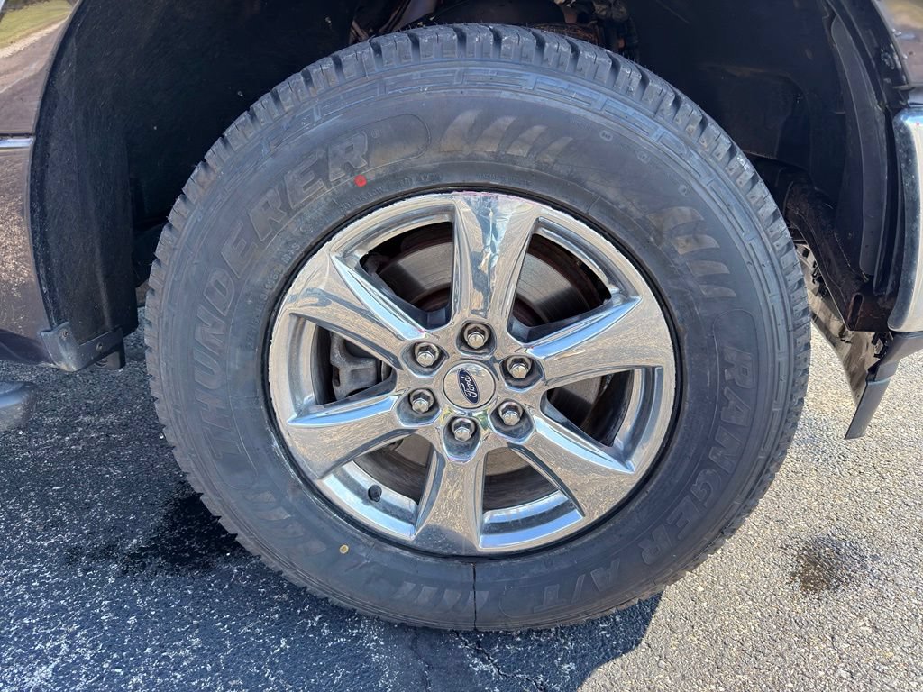 Used 2019 Ford F150 XLT w/ Equipment Group 302A Luxury AWD/4WD image 19