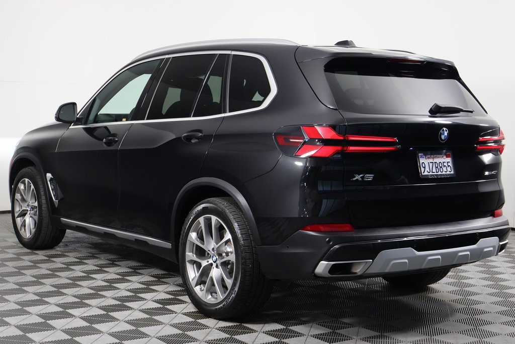 Certified 2024 BMW X5 sDrive40i w/ Premium Package RWD image 6
