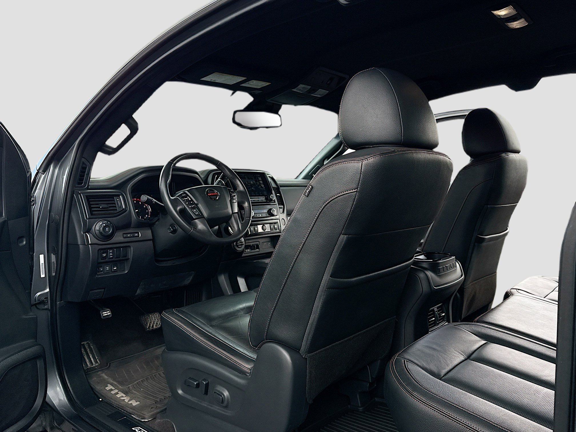 Used 2020 Nissan Titan PRO-4X w/ Pro-4x Convenience Package AWD/4WD image 6