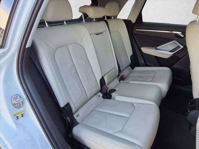 Used 2021 Audi Q3 2.0T Premium w/ Convenience Package AWD/4WD image 19