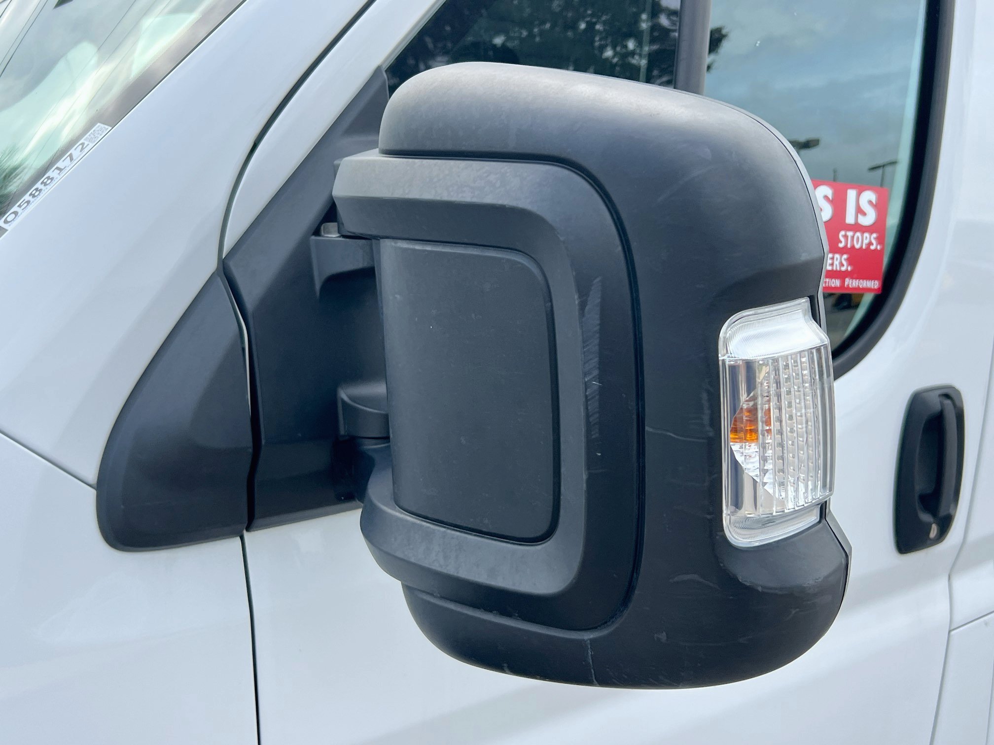Used 2023 RAM ProMaster 2500 FWD image 12