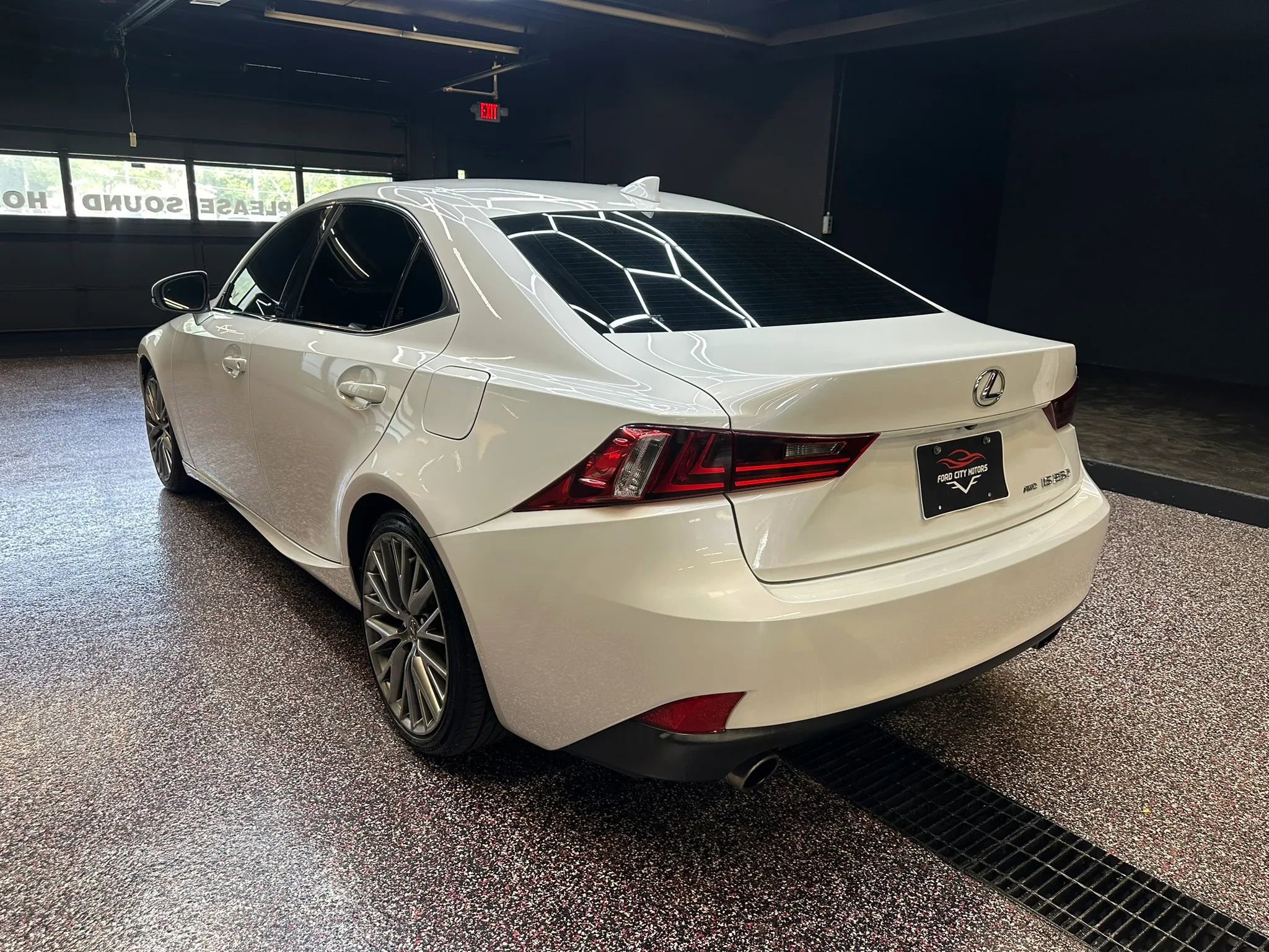 Used 2015 Lexus IS 250 AWD w/ Navigation System Package image 5
