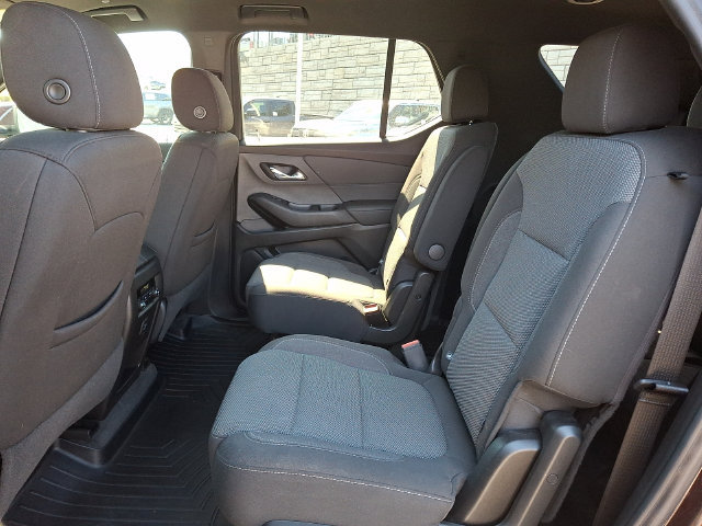 Used 2022 Chevrolet Traverse LT AWD/4WD image 10