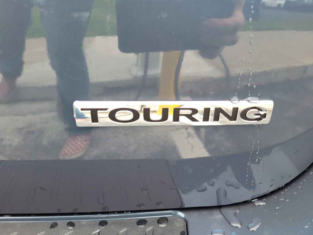 New 2026 Honda Odyssey Touring image 6