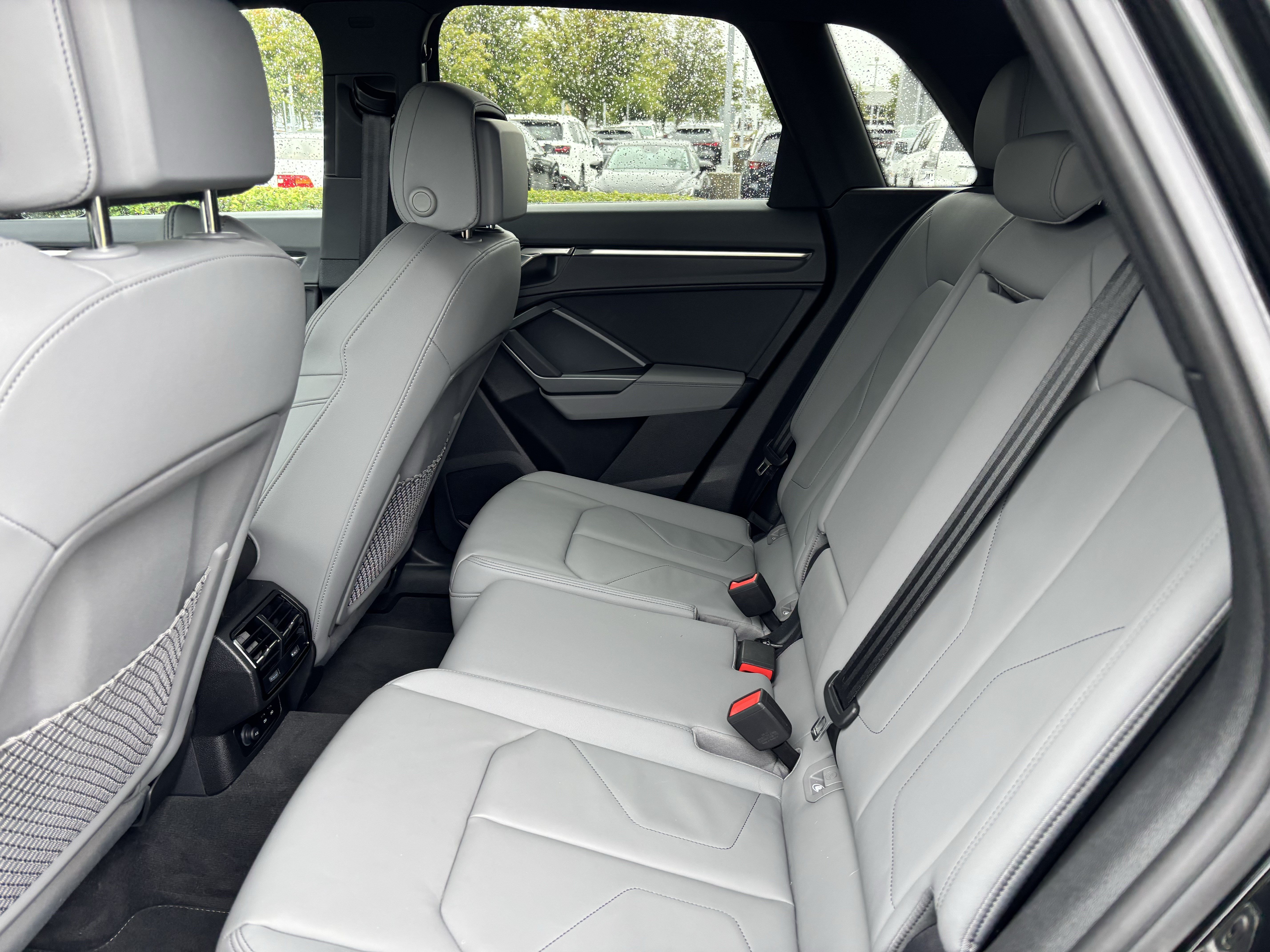 Used 2025 Audi Q3 2.0T Premium w/ Convenience Package AWD/4WD image 18