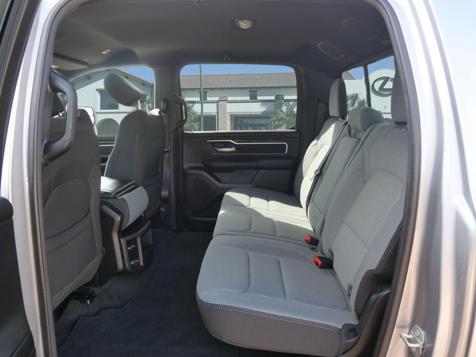 Used 2024 RAM 1500 Lone Star image 10