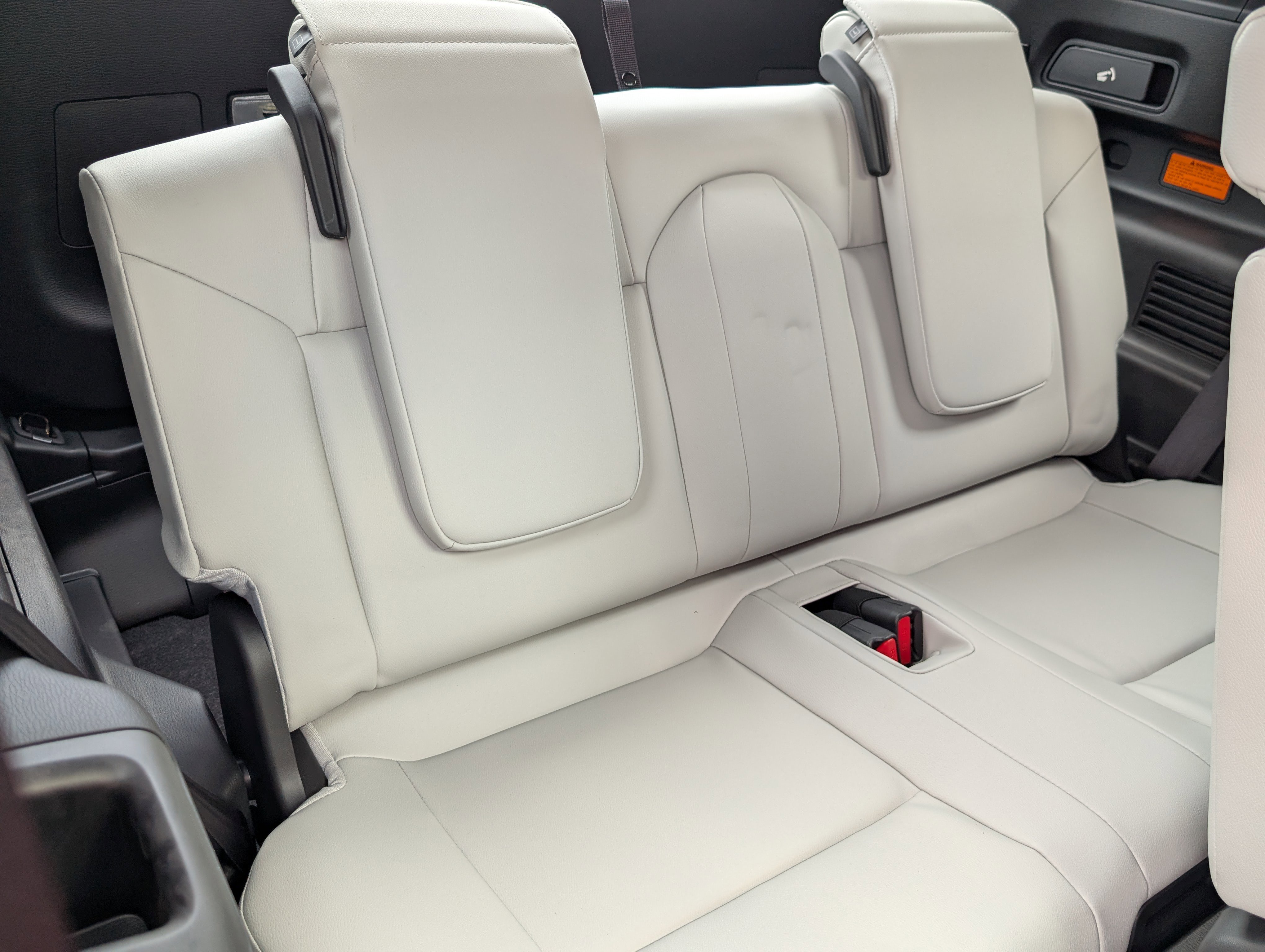 New 2025 Mitsubishi Outlander SEL image 15