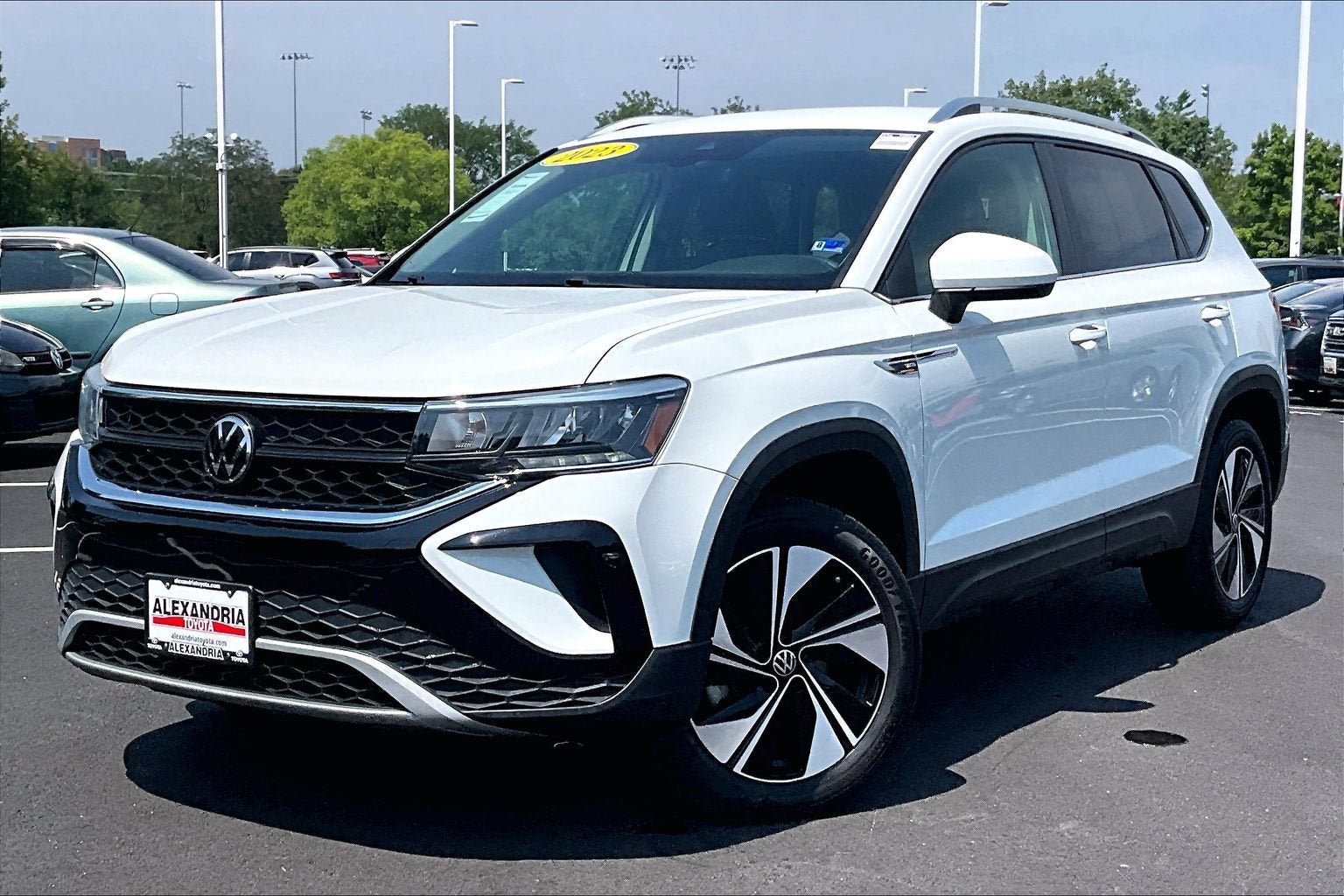 Used 2023 Volkswagen Taos SE