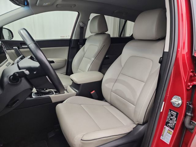 Used 2022 Kia Sportage EX w/ EX Technology Package image 14