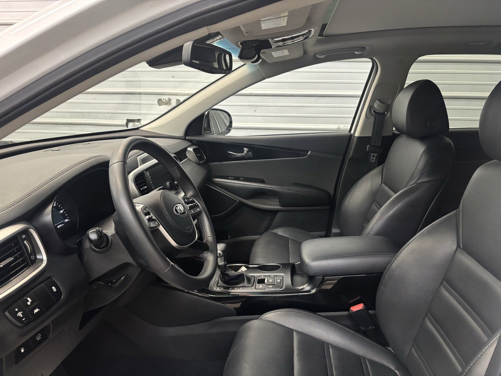Used 2020 Kia Sorento SX image 11