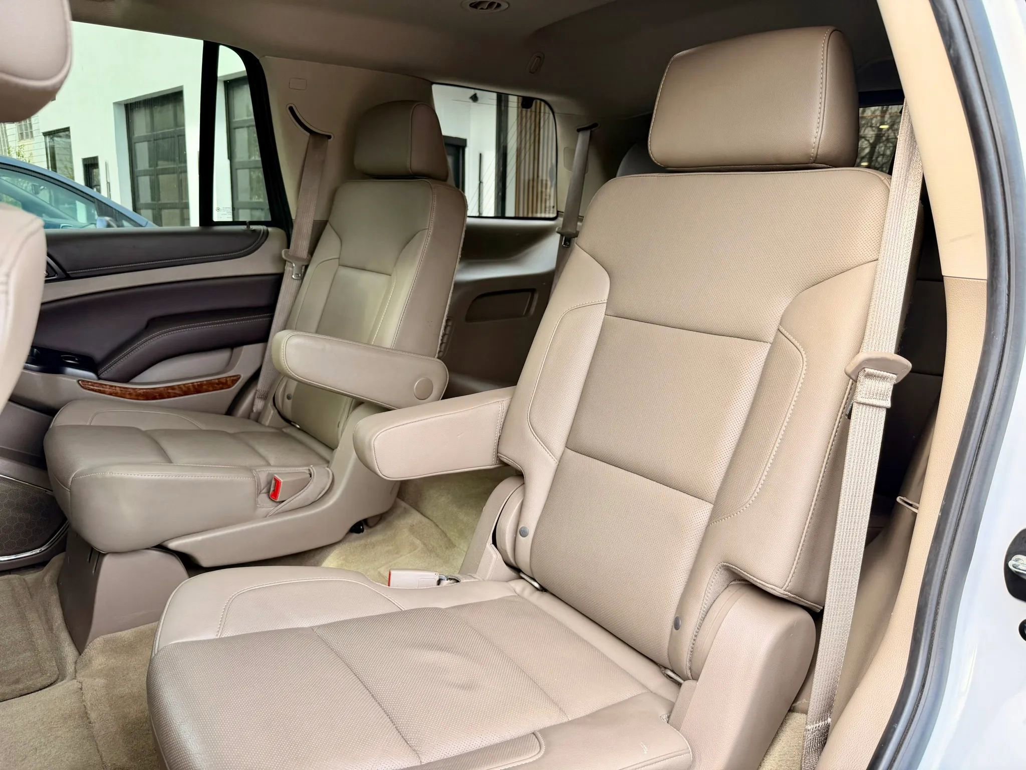 Used 2016 Chevrolet Tahoe LTZ image 34