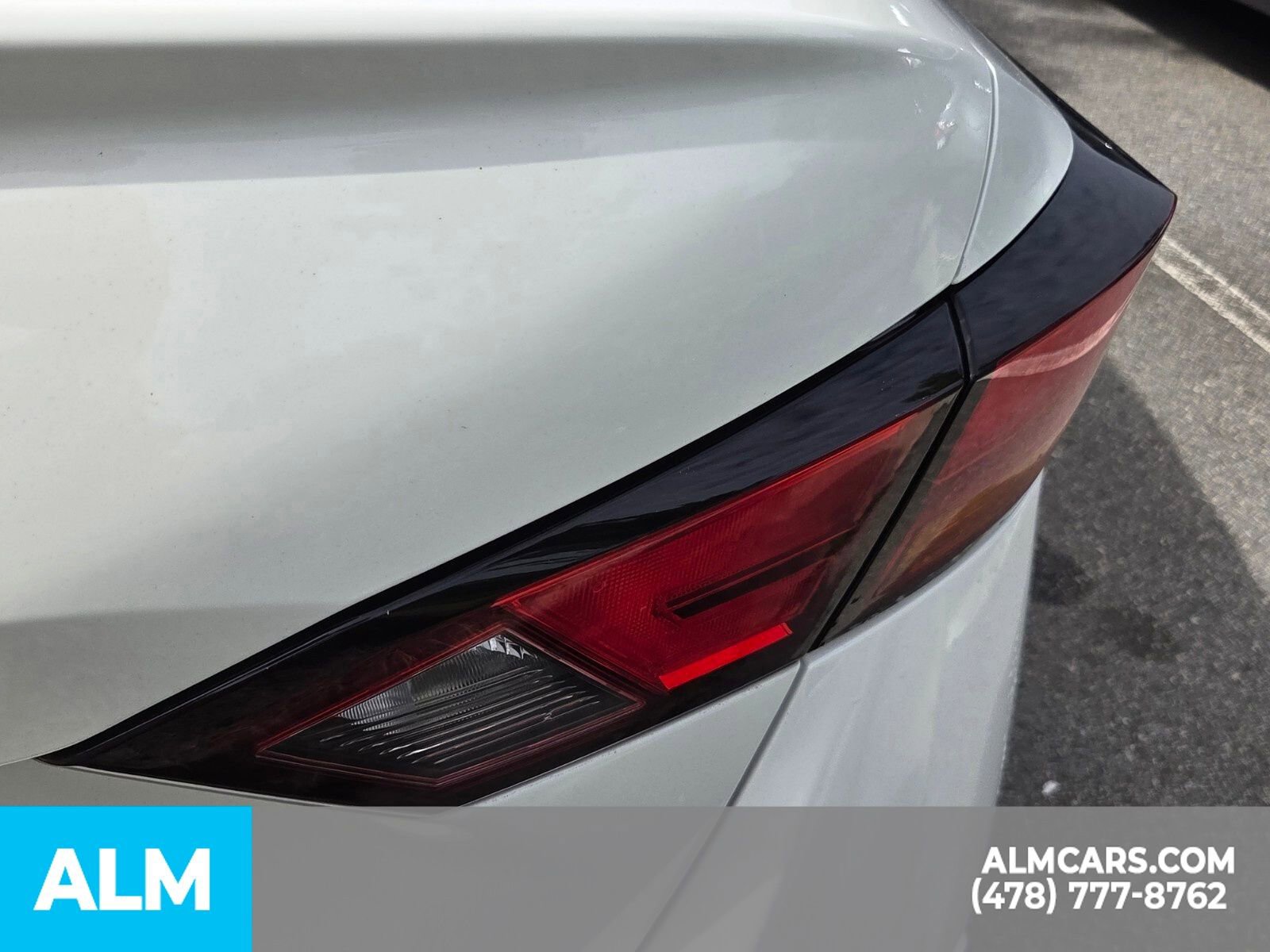 Used 2025 Nissan Altima 2.5 SV FWD image 30
