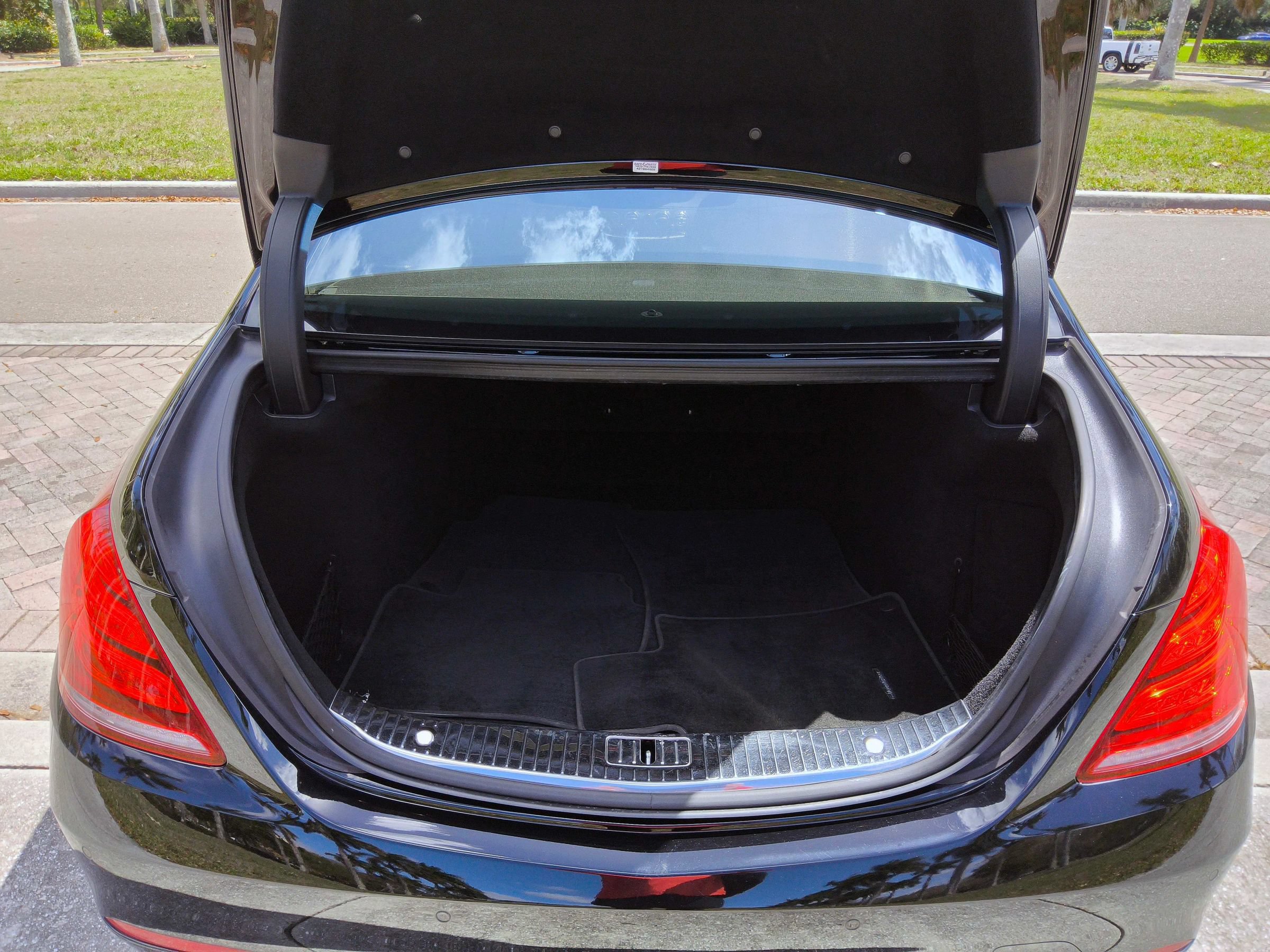 Used 2015 Mercedes-Benz S 550 Sedan image 53