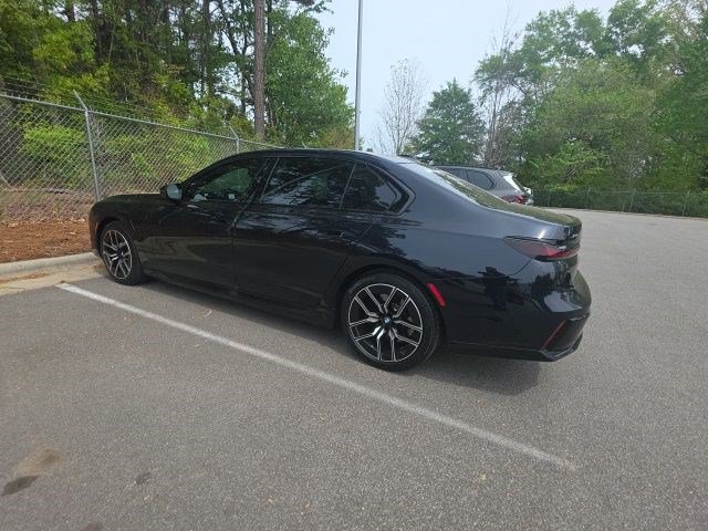 Used 2025 BMW 750e xDrive image 13