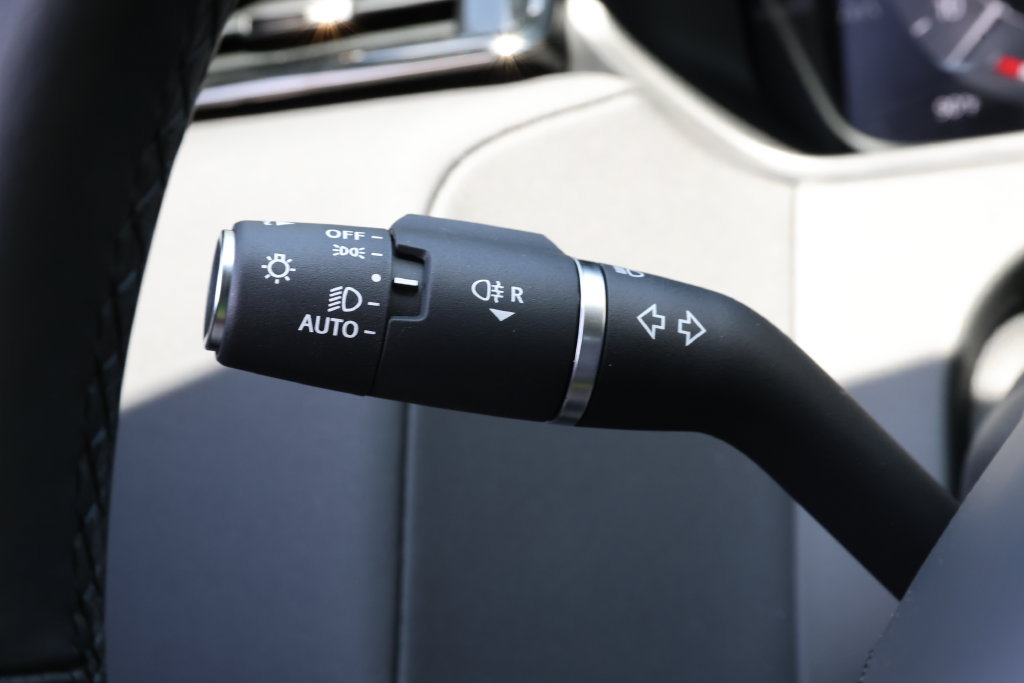 New 2026 Land Rover Range Rover Velar S AWD/4WD image 19