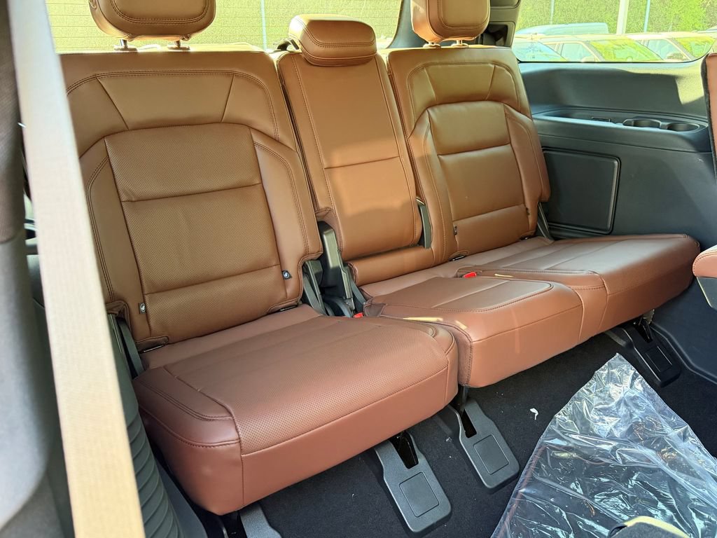 New 2026 Lincoln Navigator Reserve AWD/4WD image 9