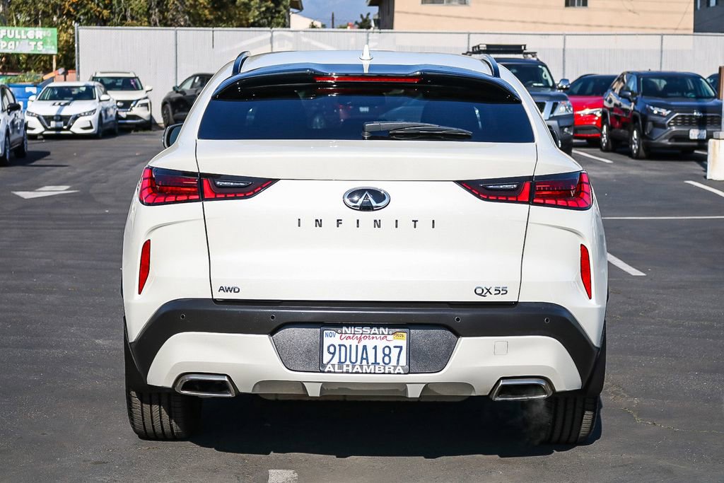 Used 2023 INFINITI QX55 Essential image 8