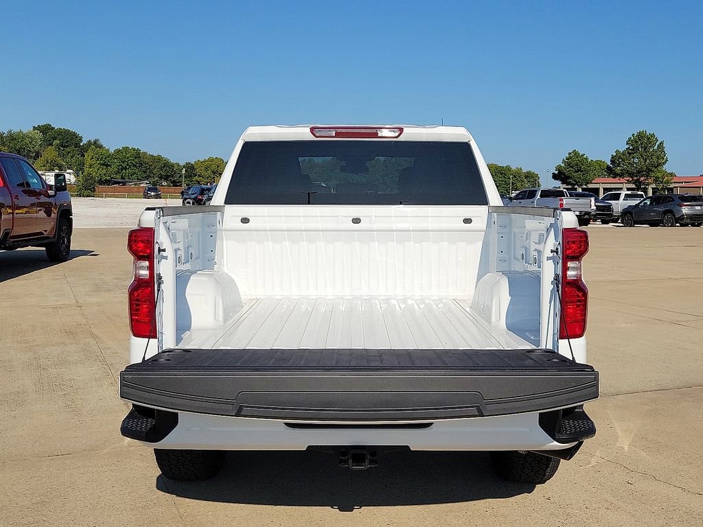 New 2026 Chevrolet Silverado 1500 Custom w/ Turbomax Blackout Package image 9