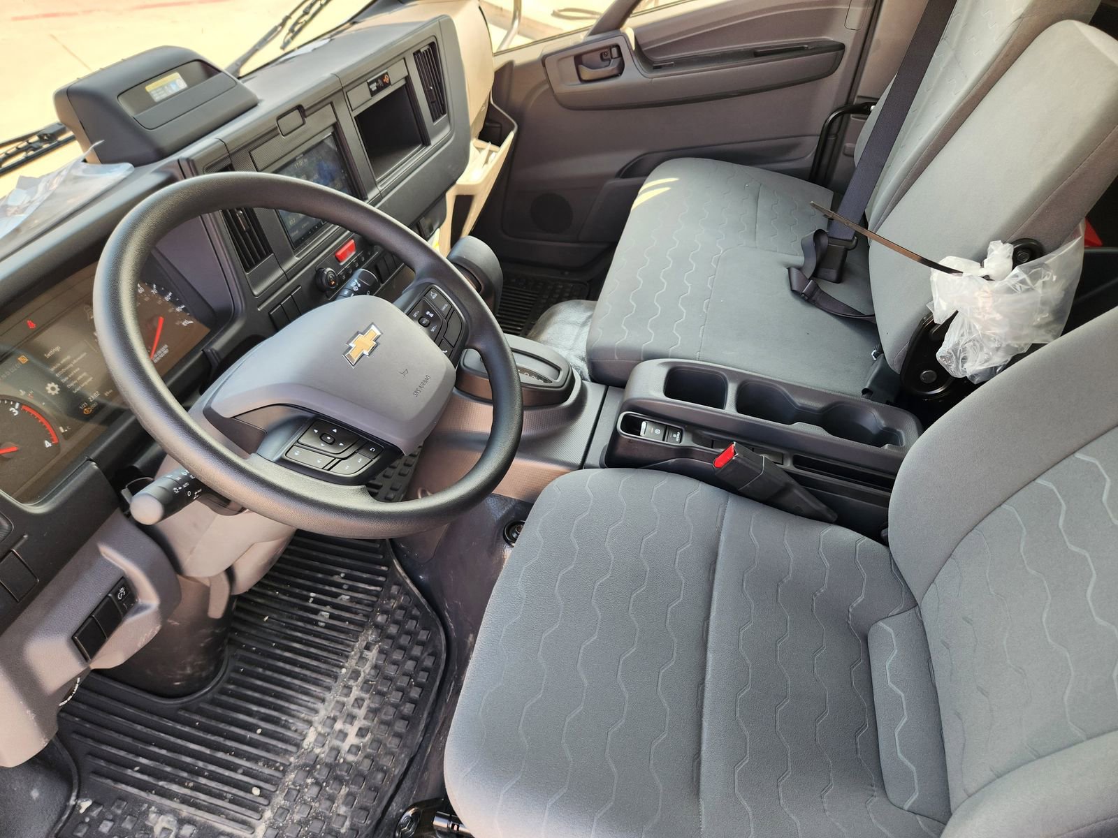 New 2025 Chevrolet Low Cab Forward 4500 XD image 13