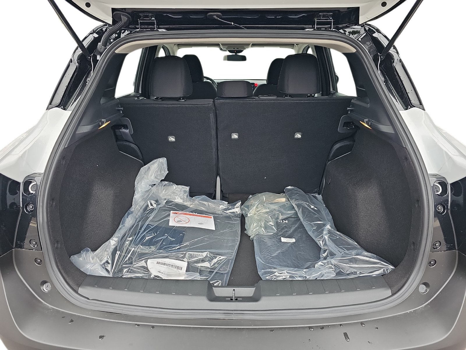 New 2027 Nissan Kicks SV w/ SV Premium Package FWD image 29
