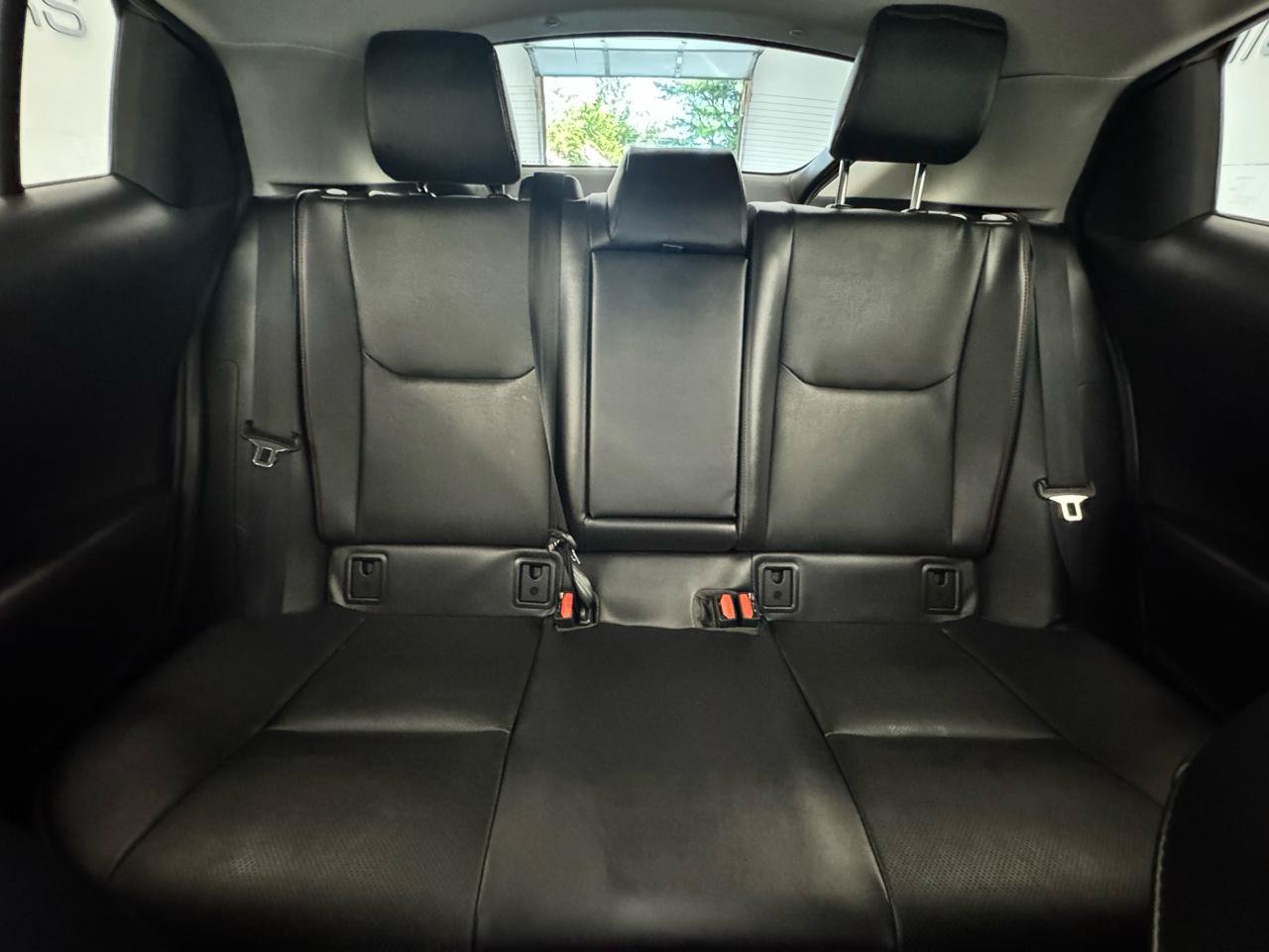 Used 2024 Toyota Prius Prime FWD image 29