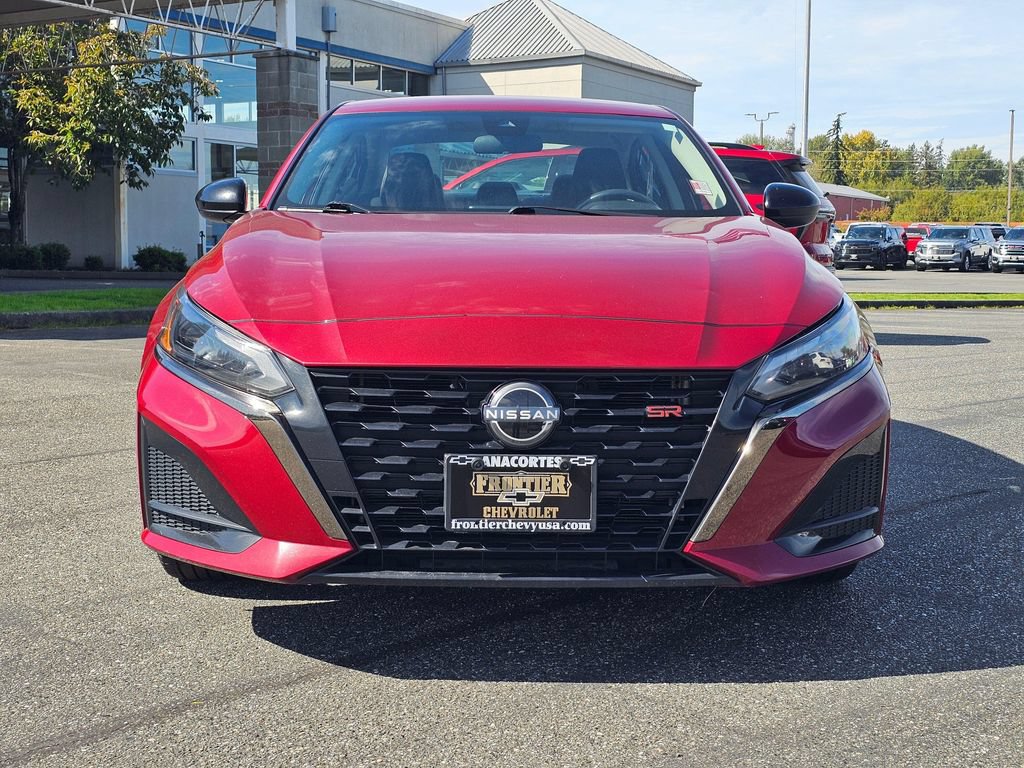 Used 2024 Nissan Altima 2.5 SR FWD image 8